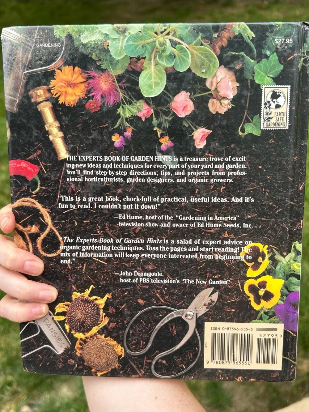 VTG The Experts Book of Garden Hints coffee table book